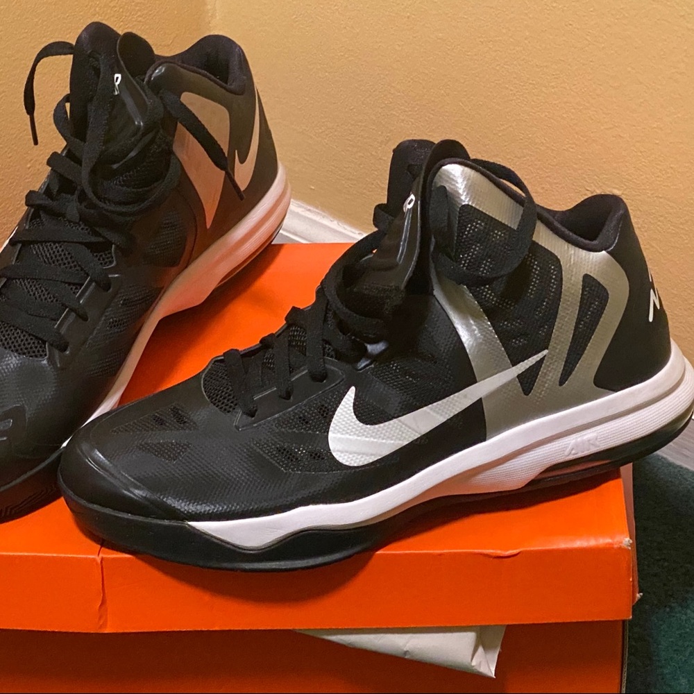 Nike Basketball Sneakers